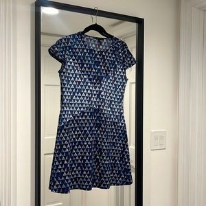 Versatile, blue BCBG dress. Stretchy and patterned, making it an easy go-to.